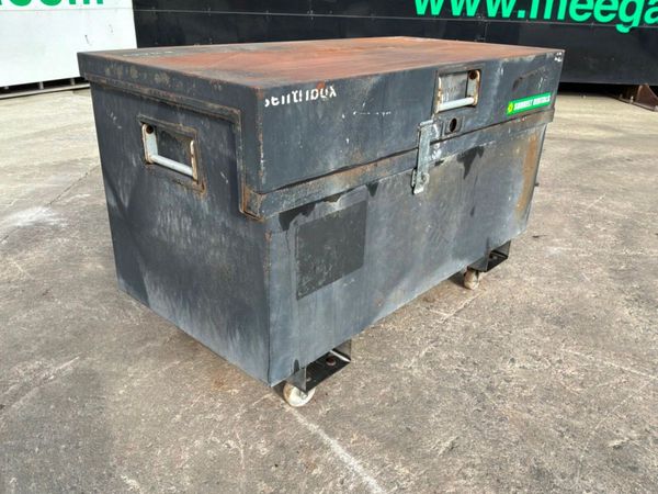 Sentribox tool storage chest / Lock box.......1266 393219647