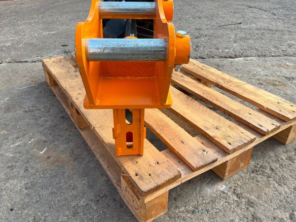 New / unused earth drill auger.....45mm pins...... 393219664