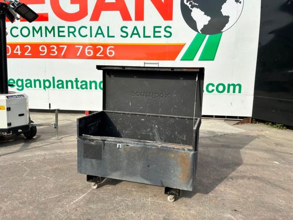 Sentribox tool storage chest / Lock box.......1266 393219635