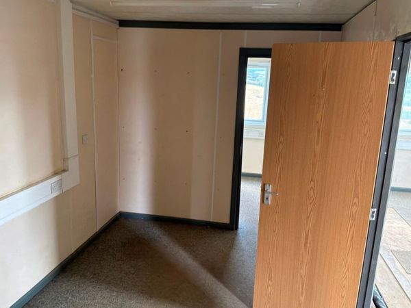 30 x 20  modular accommodation block / site office 393344351