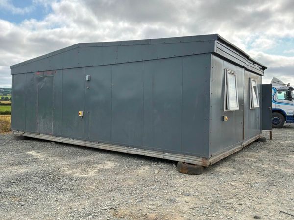 30 x 20  modular accommodation block / site office 393344333