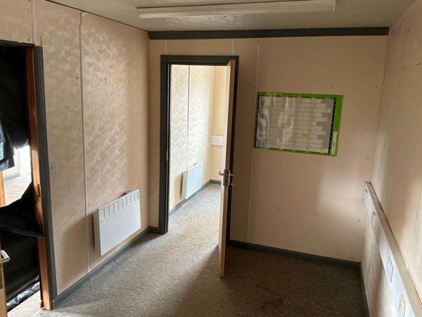 30 x 20  modular accommodation block / site office 393344337