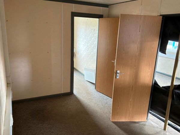 30 x 20  modular accommodation block / site office 393344338
