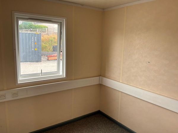 30 x 20  modular accommodation block / site office 393344339
