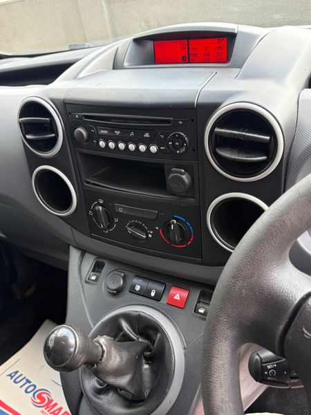 Citroen Berlingo 2018 393350746