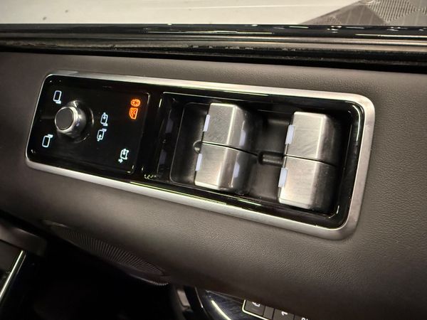 221  Range Rover Sport 3LtrD HSE Dynamic 2 Seat 393369023