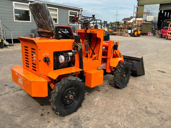 New / unused MPL 904 compact wheeled loader..235d. 393499631