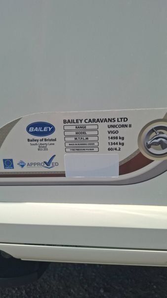 Bailey Unicorn Vigo fixed island  bed caravan 393405898