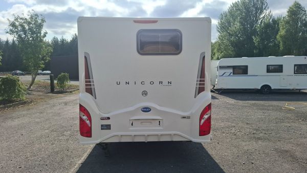 Bailey Unicorn Vigo fixed island  bed caravan 393405899