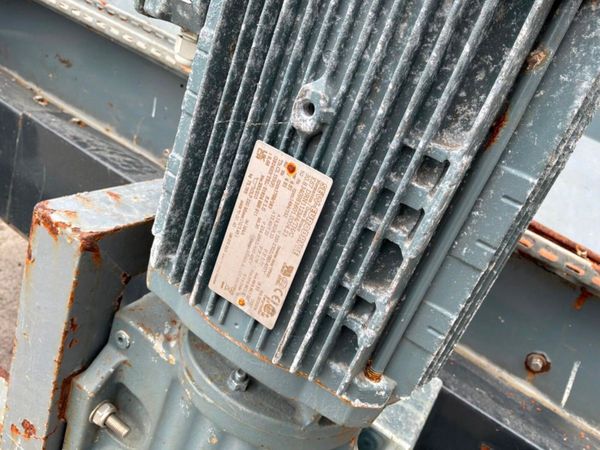 Starscreen screener box /  separator conveyor....1 393425413