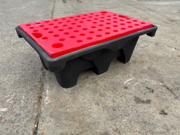 New / unused spill containment bund trays......... 393559206
