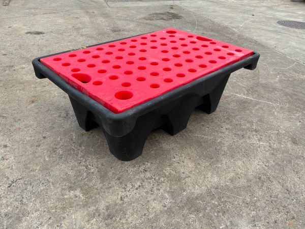 New / unused spill containment bund trays......... 393559209