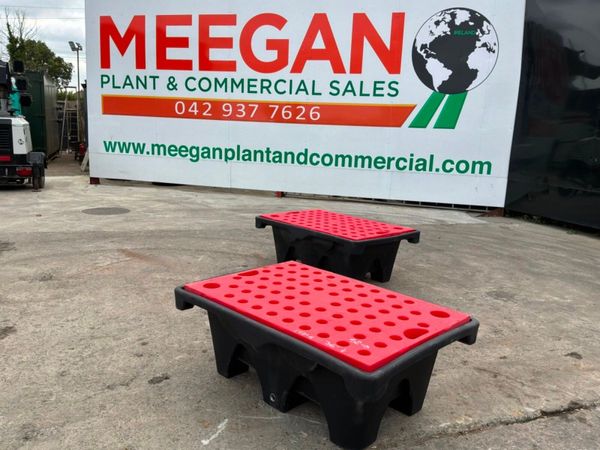 New / unused spill containment bund trays......... 393559225