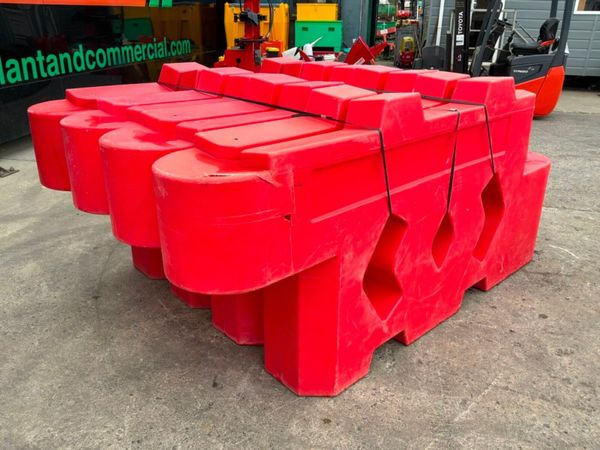 Bison barriers pvc road safety barriers. 393571561