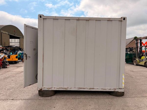 40ft x 10ft Site Office / Canteen welfare Unit   N 393577819