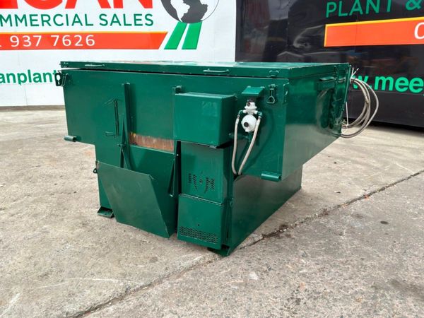 KM international Demountable asphalt hot box.....7 393577839