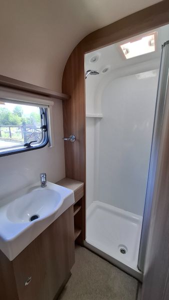 Bailey Pegasus Verona Fixed Bed Caravan 4 Berth 393581214