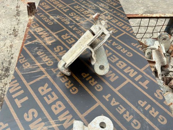 Peri formwork Push / pull  connector / shuttering 393660171