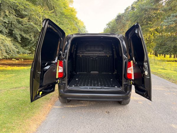 Toyota Proace City 2023 GX SWB 393680689