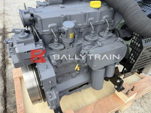 Deutz TCD 2012 L04 2V Engine (New) 393748393