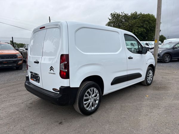 Citroen Berlingo 6 speed 393843032