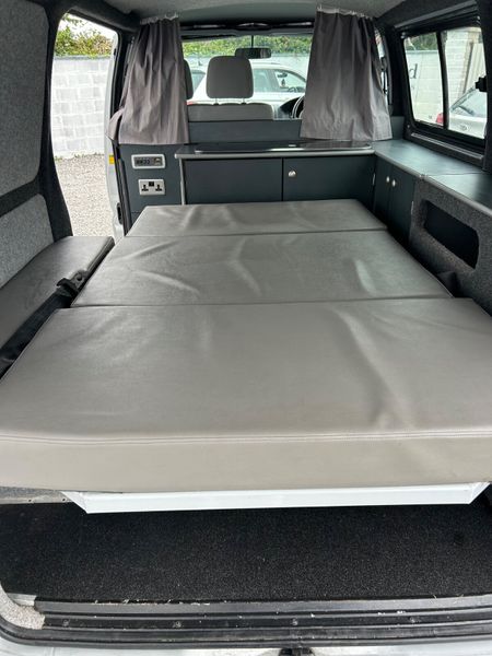 Campervan Toyota Hiace 2007 D4d 393892054