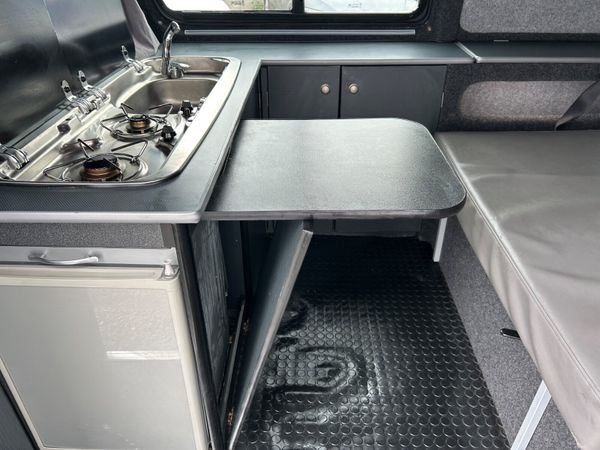 Campervan Toyota Hiace 2007 D4d 393892057