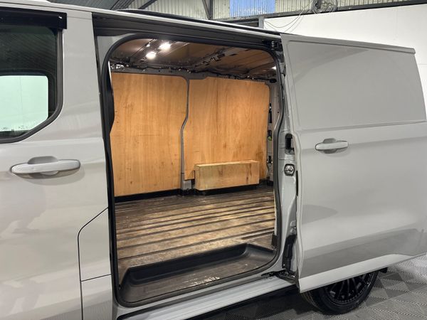 2024 Ford Transit Custom Limited LWB 393824725