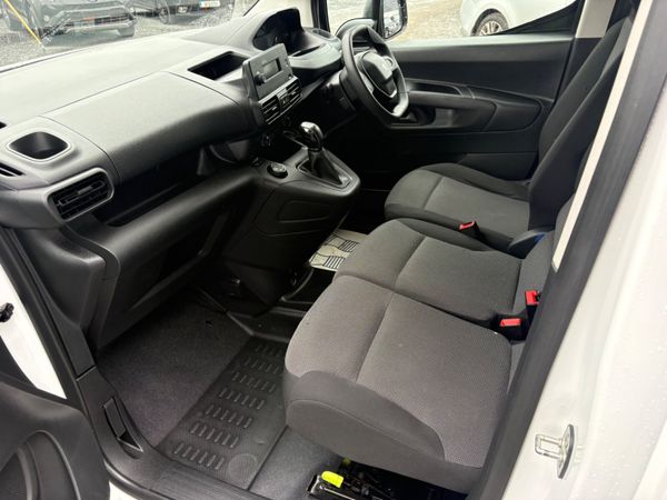 Peugeot Partner 393837001