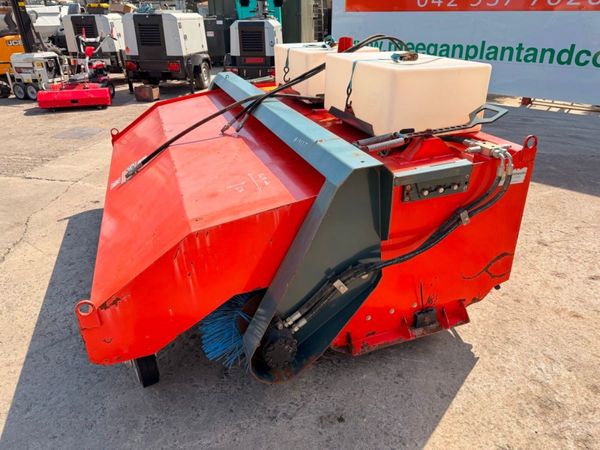 SUTON TRACTOR AGRI ROAD SWEEPER ....1913T 393837415