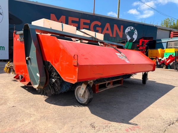 SUTON TRACTOR AGRI ROAD SWEEPER ....1913T 393837427