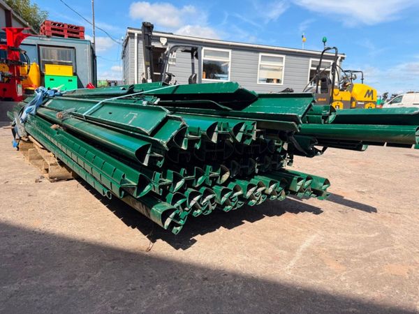 job lot of heavy duty fencing .....522 393837434