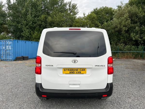 2022 TOYOTA PROACE 1.5D 9 SEATS 393957119