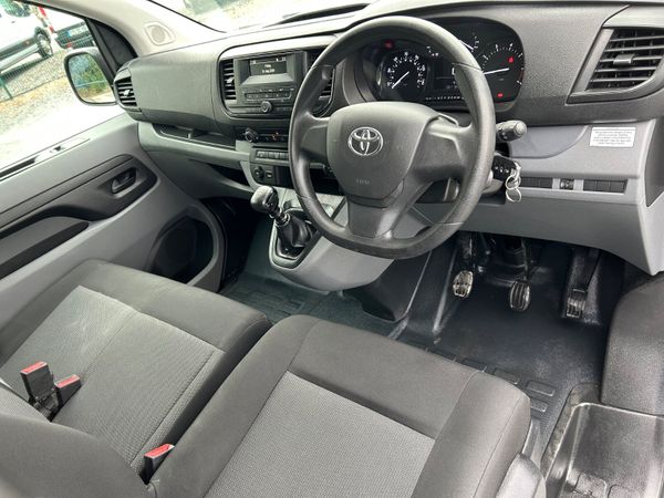 2022 TOYOTA PROACE 1.5D 9 SEATS 393957127