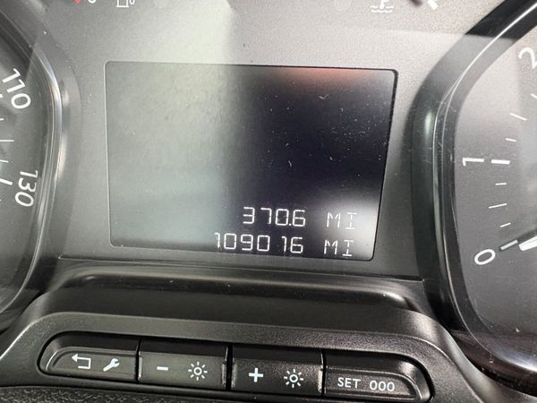 Peugeot Expert 393970418