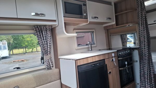 Swift Freestyle SE caravan 393991674