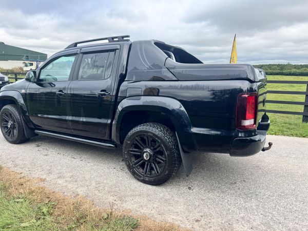 172 Volkswagen Amarok Black Ed*****Mint 394046879
