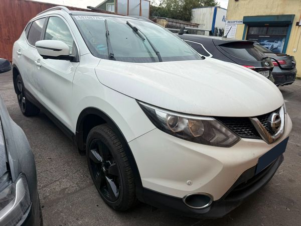 2016 Nissan Qashqai 1.2 Petrol For Breaking! 394117959