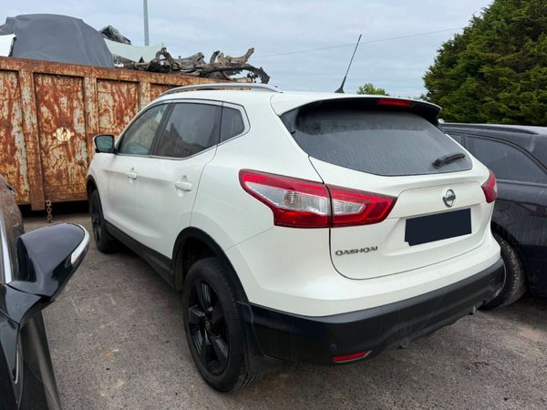 2016 Nissan Qashqai 1.2 Petrol For Breaking! 394117967