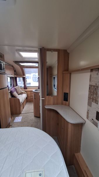 Bailey Unicorn Vigo Caravan Island Bed 394248052