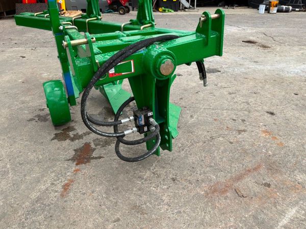 3 Furrow Reversible Plough...1303....Harrow 394262650