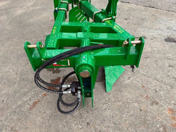 3 Furrow Reversible Plough...1303....Harrow 394262666