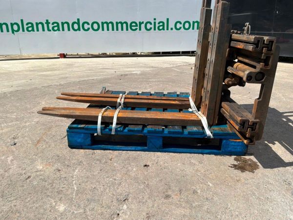 Double Pallet Fork Carraige....5529 394274666