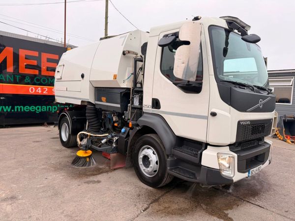 2018 Volvo FL250 Johnston VT651 Road Sweeper 394274679
