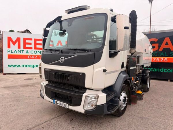 2018 Volvo FL250 Johnston VT651 Road Sweeper 394274681
