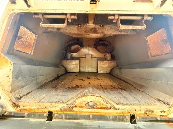 2018 Volvo FL250 Johnston VT651 Road Sweeper 394274740