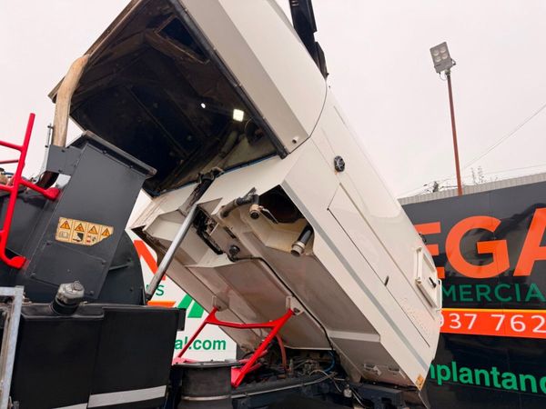 2018 Volvo FL250 Johnston VT651 Road Sweeper 394274705