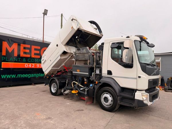 2018 Volvo FL250 Johnston VT651 Road Sweeper 394274738