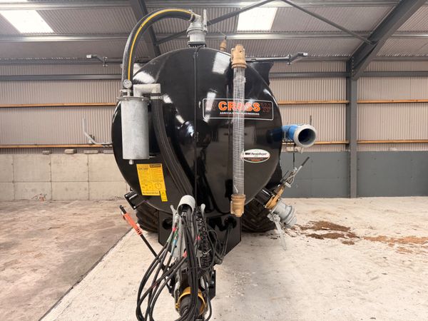 Cross 2250 Tanker & 7.6 Meter Flexi Shoe 394286498