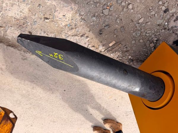 30- 40 ton ROCK BREAKER LYALS 100MM PIN...2447 394294671